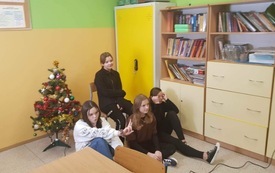 4D19F82F-A61A-4ABF-98C9-A5778D31DFE7
