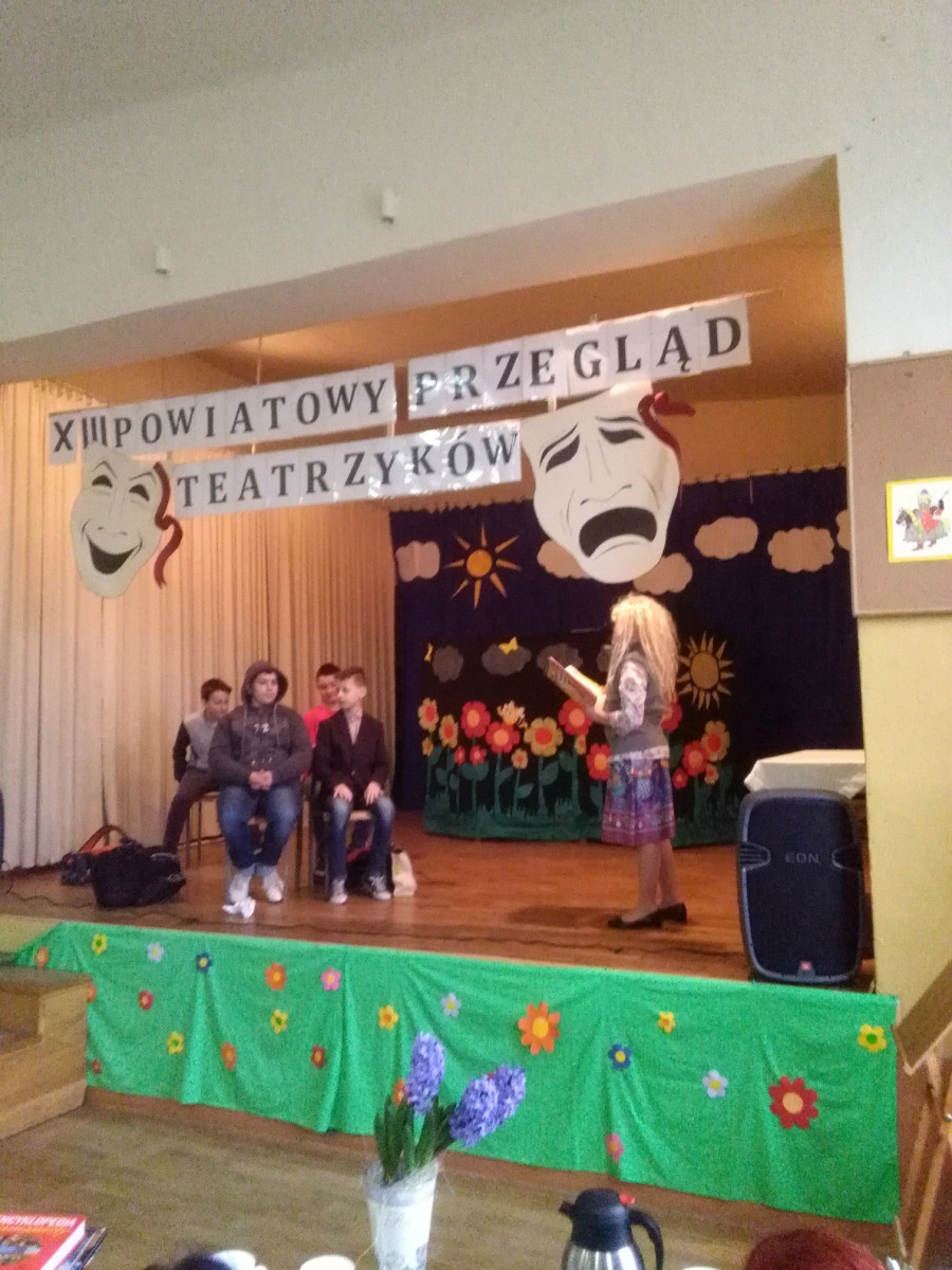 Zdjęcie do XIII Powiatowy Przegląd Teatrzyk&oacute;w ,,Czarodziejski Kufer"